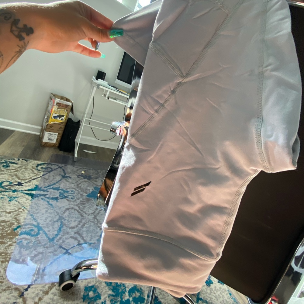 Do you even- cray crop mesh leggings